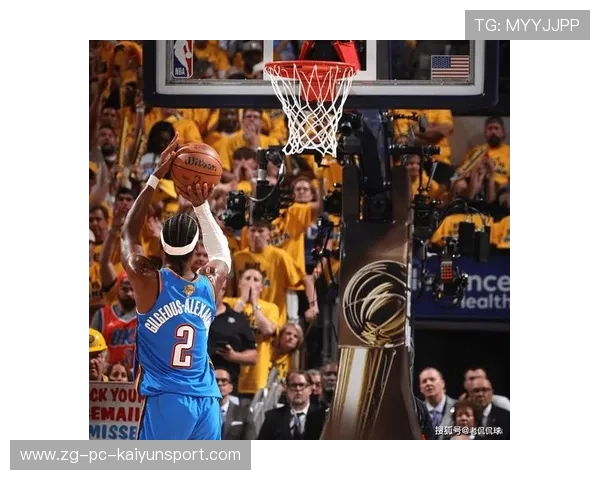 亚历山大急停中距离稳稳命中雷霆气势不减